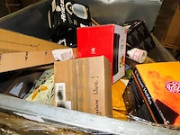Postpakketten, retouren & overstock - 289 kg - afbeelding 9 van  23