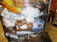 Postpakketten, retouren & overstock - 289 kg - afbeelding 23 van  23
