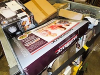 Postpakketten, retouren & overstock - 358 kg - afbeelding 4 van  19