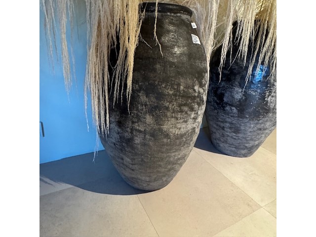Pot met kunstbloemen, raw interiors - afbeelding 3 van  4