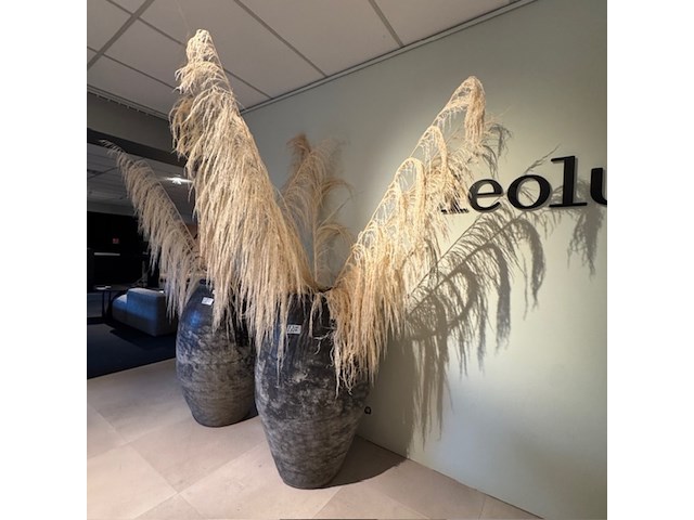 Pot met kunstbloemen, raw interiors - afbeelding 4 van  5
