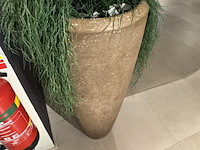 Pot met kunstplant colours&green, hangplant kelp - afbeelding 2 van  3