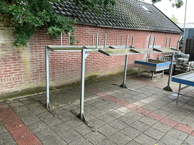 Potgrond displays (2x) - afbeelding 1 van  3