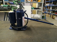 Potkrik, 12 ton jj - afbeelding 1 van  1