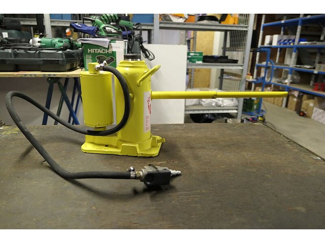 Potkrik, 12 ton jj - afbeelding 1 van  1