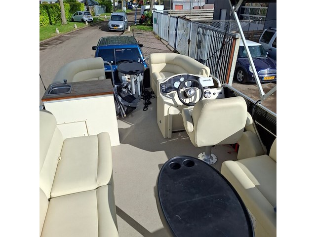 Potonboot met trailer, cruise 6.0 - afbeelding 4 van  38