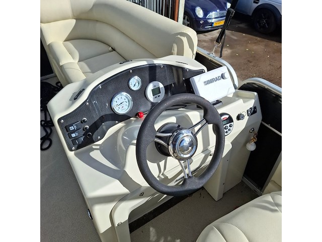 Potonboot met trailer, cruise 6.0 - afbeelding 6 van  38