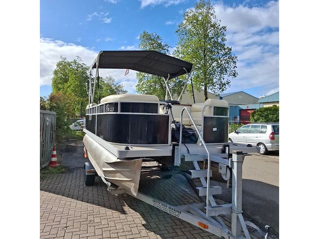 Potonboot met trailer, cruise 6.0 - afbeelding 23 van  38