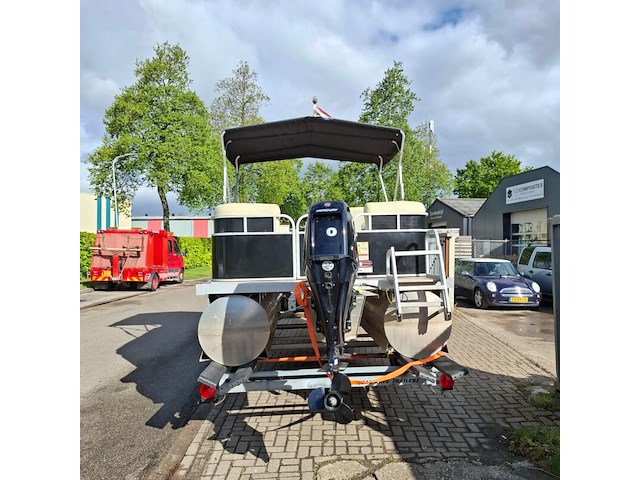 Potonboot met trailer, cruise 6.0 - afbeelding 33 van  38