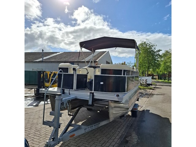 Potonboot met trailer, cruise 6.0 - afbeelding 37 van  38
