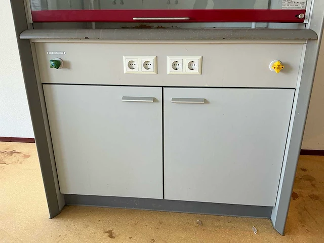 Potteau laboratorium zuurkast - afbeelding 5 van  14
