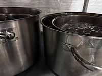 Potten en pannen op karretje - afbeelding 7 van  10