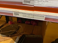 Potten vazen en schalen. - afbeelding 14 van  15