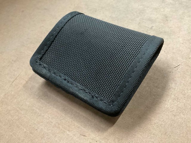 Pouch (200x) - afbeelding 1 van  4