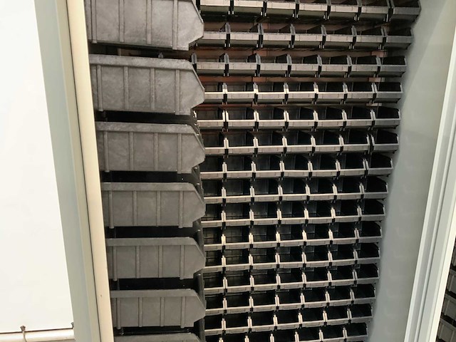 Povag - bakkenstripkast gevuld met 340 opbergbakken - afbeelding 9 van  12