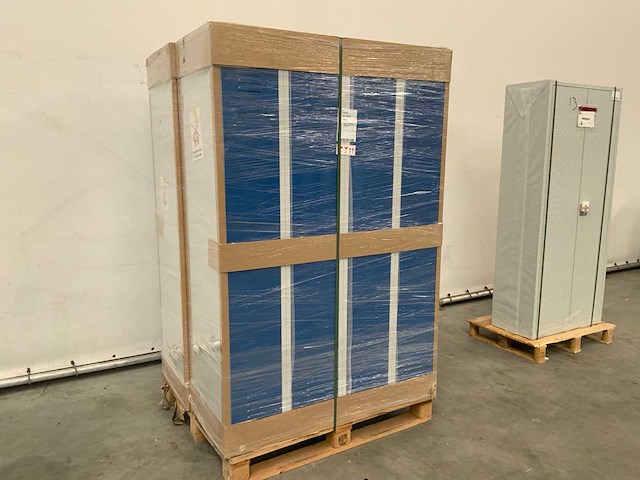 Povag lkp-204 lockerkast 4-deurs - afbeelding 2 van  6