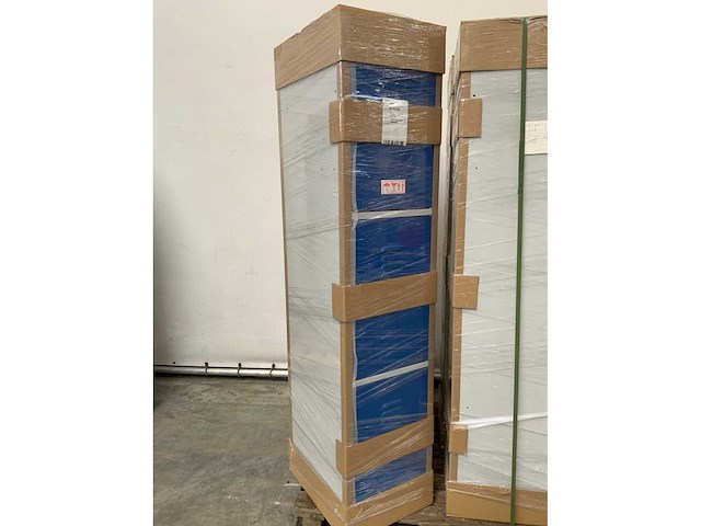 Povag lkp-257 lockerkast 3 deurs 1 delig - afbeelding 3 van  3