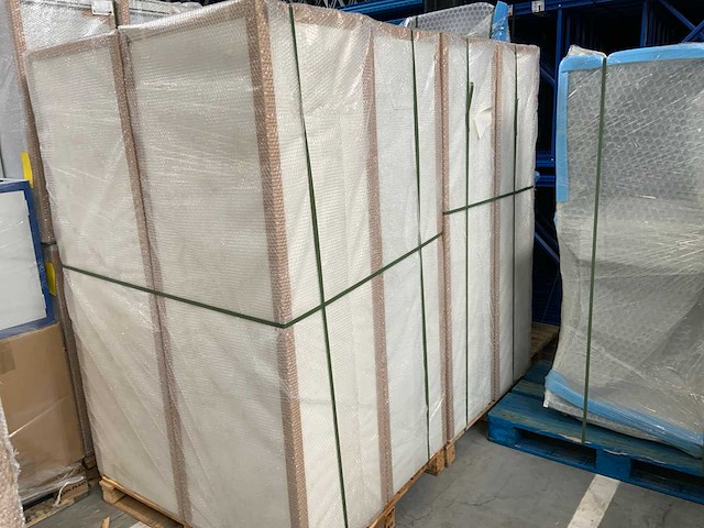 Povag lockerkast 4-deurs (2x) - afbeelding 2 van  2