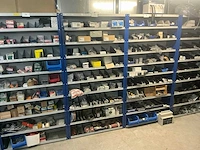 Povag open vakkenkast met inhoud