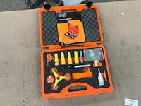 Power- tec windscreen repair kit - afbeelding 1 van  4