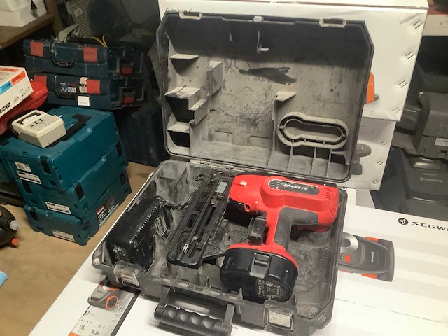 Power f16 spijkers, schieter - afbeelding 1 van  4