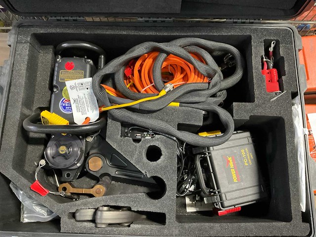 Power hank safety and rescue equipment set - afbeelding 11 van  12