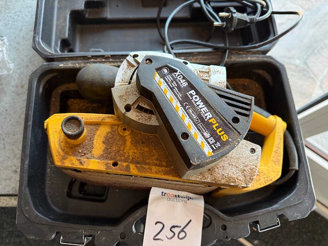 Power plus - x046 - schuurmachine - afbeelding 2 van  2