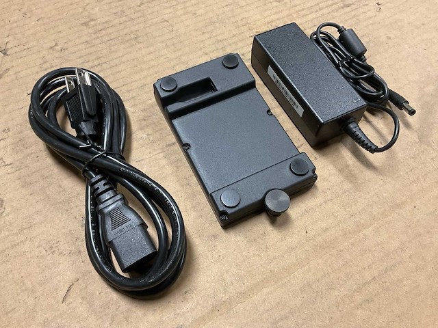 Power supply adapter (2x) - afbeelding 1 van  4
