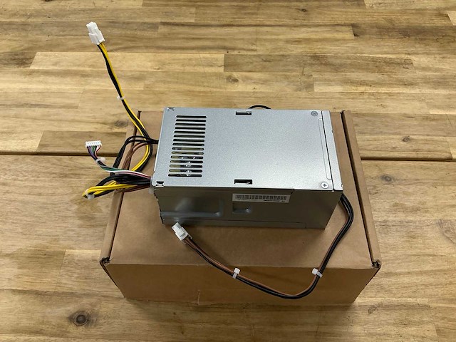 Power supply l07305-002 - afbeelding 1 van  5