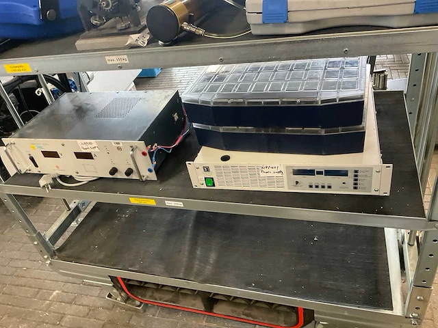 Power supply/lab voeding (2x) - afbeelding 1 van  7