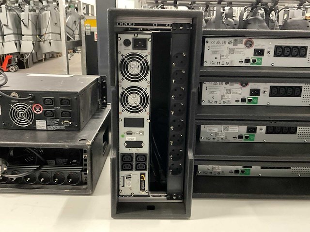 Power walker vfi 3000 ups - afbeelding 4 van  4