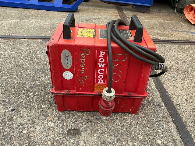 Powercon 300 ss plasmasnijmachine - afbeelding 9 van  10
