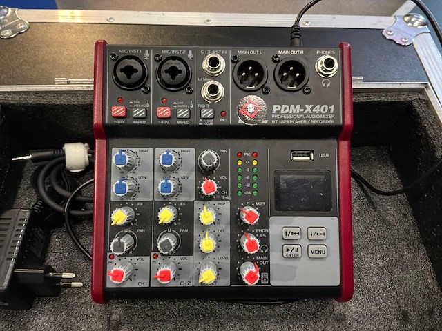 Powerdynamics pdm-x401 analoge mengtafel - afbeelding 2 van  3