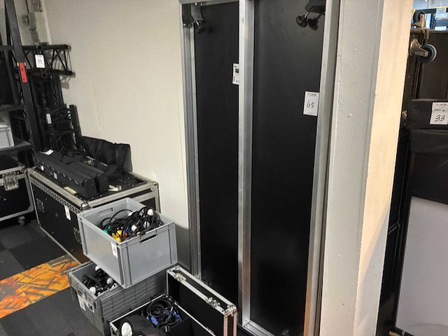 Powerdynamics podiumdeel - afbeelding 1 van  4