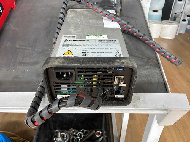 Powerfinn acculader - afbeelding 4 van  4