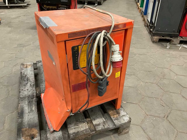 Powergen acculader - afbeelding 3 van  6
