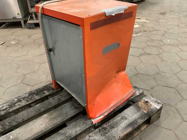 Powergen acculader - afbeelding 1 van  6