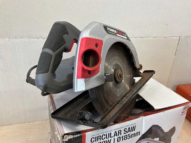 Powerplus cirkelzaagmachine - afbeelding 2 van  5