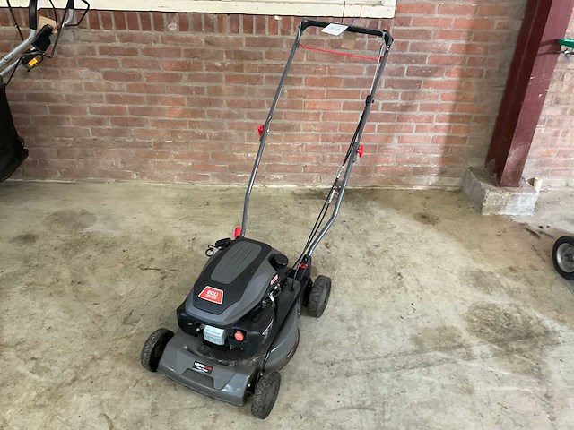 Powerplus poweg63773x grasmaaier - afbeelding 1 van  3