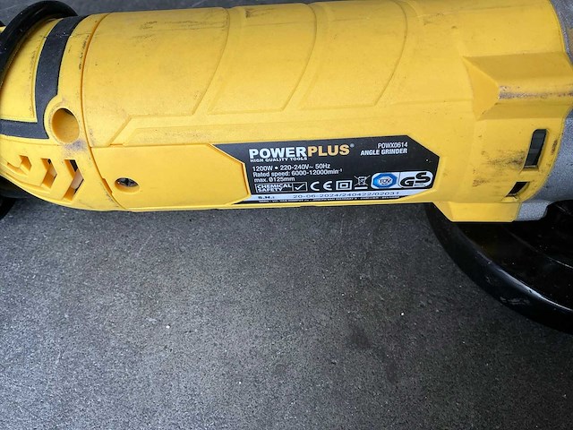 Powerplus powx0614 angle grinder - afbeelding 2 van  2