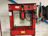 Powerplus tools 2 kolompers 40 ton - afbeelding 7 van  13