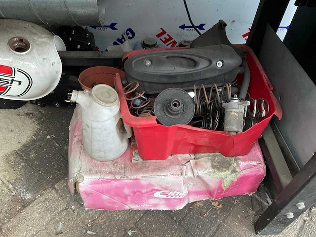 Powerplus werkbank met gereedschappen - afbeelding 4 van  17