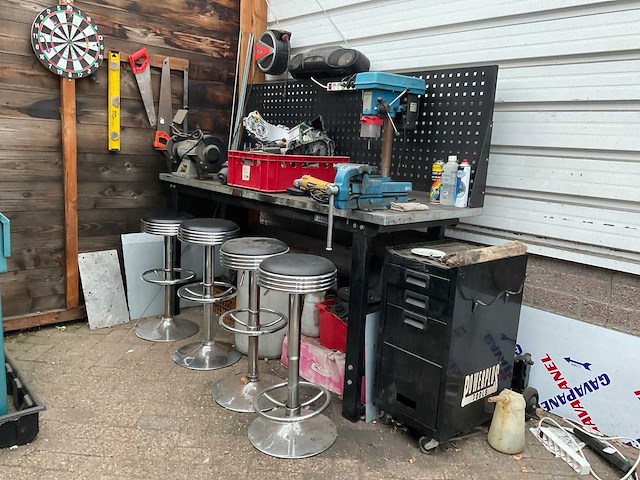 Powerplus werkbank met gereedschappen - afbeelding 1 van  17