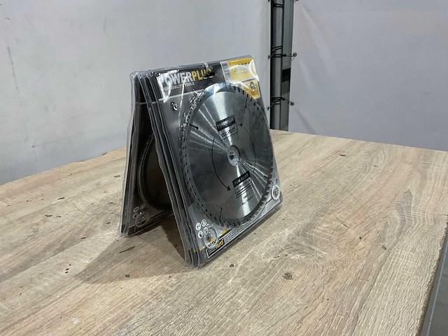 Powerplus x055c zaagblad 210 mm (5x) - afbeelding 2 van  5