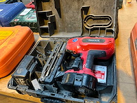 Powers f16 tacker - afbeelding 1 van  5