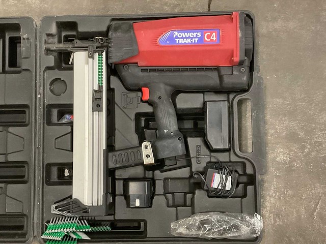 Powers fasteners trak-it c4 tacker - afbeelding 2 van  2