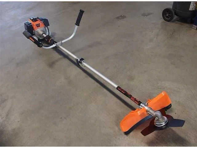 Powertech - 2025 - pt50 - bosmaaier - afbeelding 1 van  4
