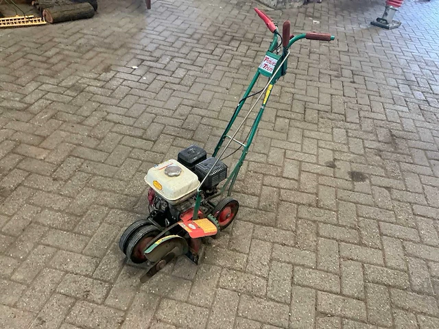 Powertrim 300-h kantenmaaier - afbeelding 1 van  7