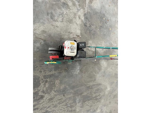 Powertrim 300-h professionele kantensnijder – honda gx120 – 25 cm - 140604-4-mlz - afbeelding 2 van  3