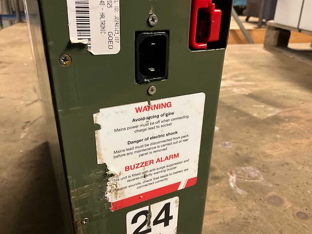 Powervamp nato 200 accu startbooster - afbeelding 6 van  6